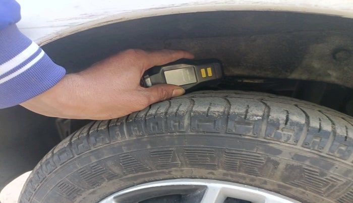 2013 Maruti Alto 800 VXI, Petrol, Manual, 37,167 km, tyre