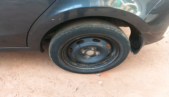 2015 Tata Zest XMS 90PS DIESEL, Diesel, Manual, 1,25,688 km, tyre