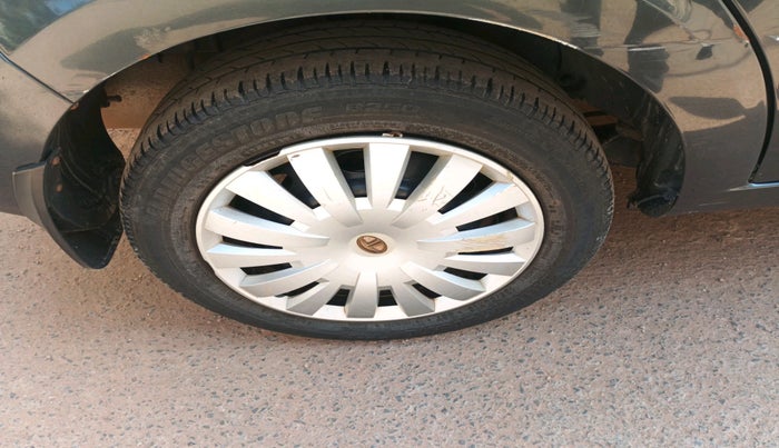 2015 Tata Zest XMS 90PS DIESEL, Diesel, Manual, 1,25,688 km, tyre