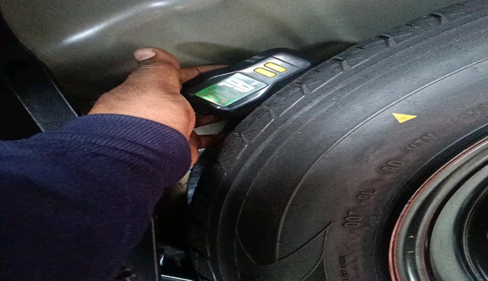 2018 Maruti Baleno DELTA PETROL 1.2, Petrol, Manual, 42,865 km, tyre