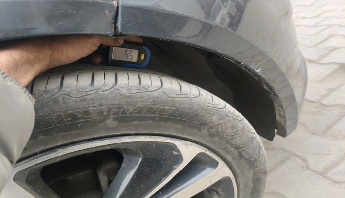 2021 Tata ALTROZ XZ DIESEL, Diesel, Manual, 75,524 km, tyre