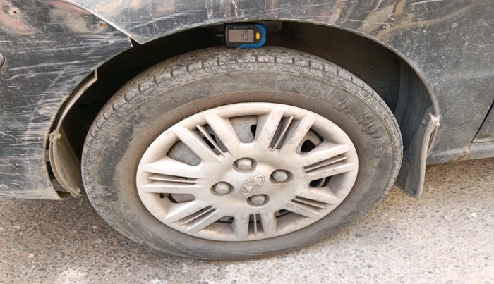 2011 Hyundai Santro Xing GLS, Petrol, Manual, 37,122 km, tyre