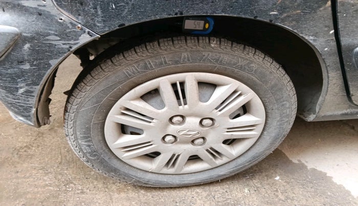 2011 Hyundai Santro Xing GLS, Petrol, Manual, 37,122 km, tyre