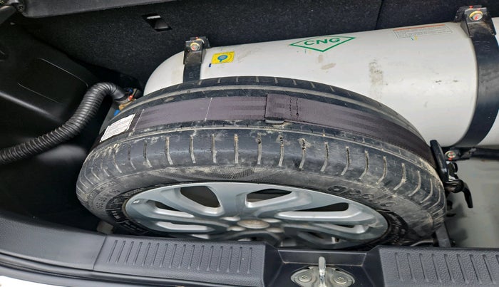 2024 Maruti Baleno  ZETA CNG 1.2L, Petrol, Manual, 74,534 km, tyre