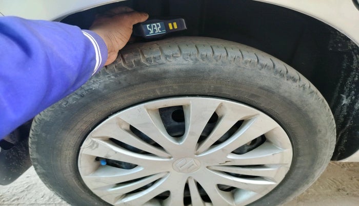 2013 Maruti Ertiga VXI, Petrol, Manual, 1,08,547 km, tyre