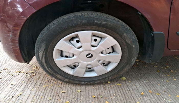 2022 Maruti New Wagon-R LXI CNG 1.0, Petrol, Manual, 30,199 km, tyre