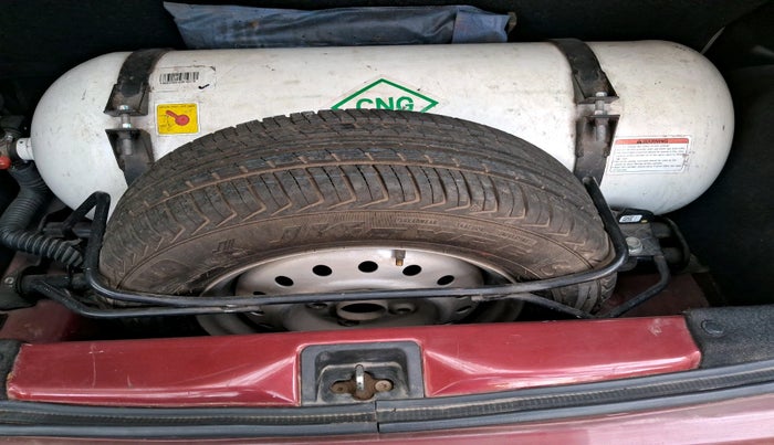 2022 Maruti New Wagon-R LXI CNG 1.0, Petrol, Manual, 30,199 km, tyre