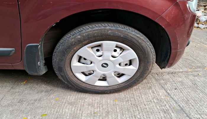 2022 Maruti New Wagon-R LXI CNG 1.0, Petrol, Manual, 30,199 km, tyre