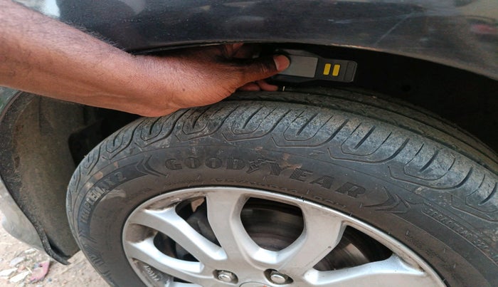 2017 Honda Amaze 1.2L I-VTEC VX, Petrol, Manual, 75,837 km, tyre