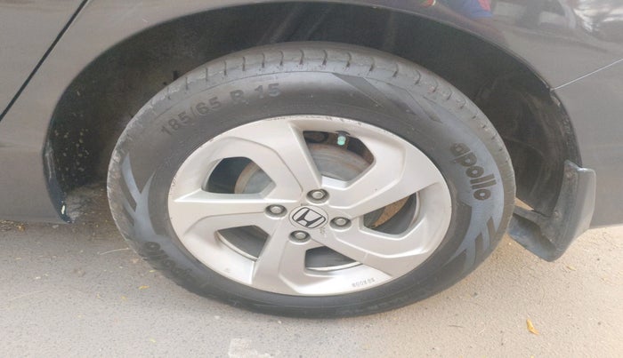 2016 Honda City 1.5L I-VTEC V MT, Petrol, Manual, 68,444 km, tyre