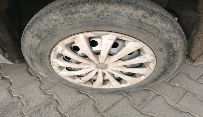 2016 Maruti Swift Dzire LDI, Diesel, Manual, 1,10,056 km, tyre