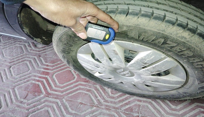 2018 Maruti Alto 800 LXI, Petrol, Manual, 29,220 km, tyre