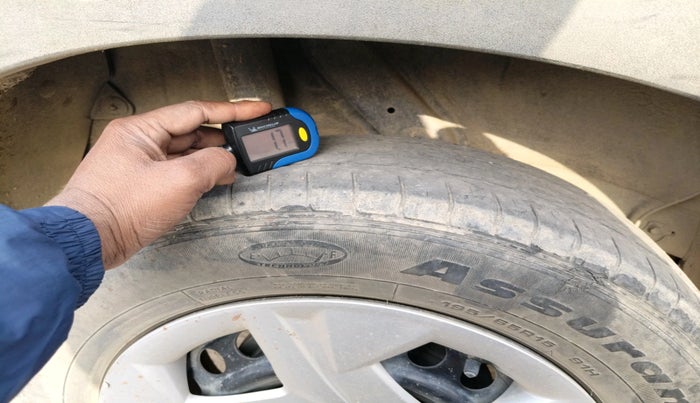 2019 Hyundai VENUE S 1.2, Petrol, Manual, 74,808 km, tyre