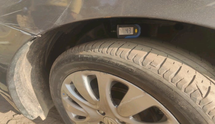 2017 Maruti Baleno ALPHA PETROL 1.2, Petrol, Manual, 1,42,875 km, tyre