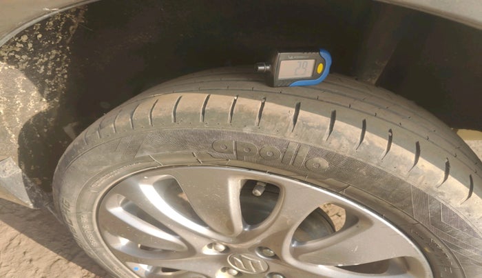 2017 Maruti Baleno ALPHA PETROL 1.2, Petrol, Manual, 1,42,875 km, tyre