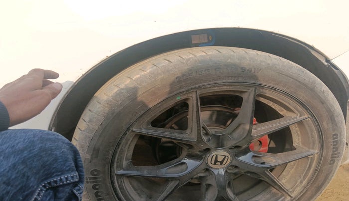 2014 Honda City 1.5L I-VTEC SV, Petrol, Manual, 1,12,609 km, tyre