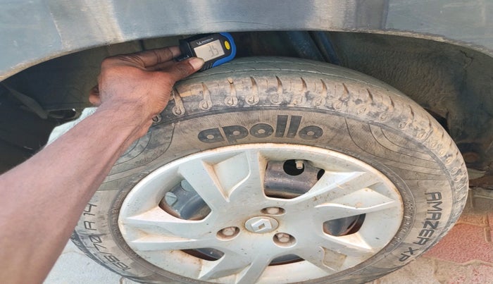 2021 Renault Kwid RXT 0.8, Petrol, Manual, 1,00,592 km, tyre