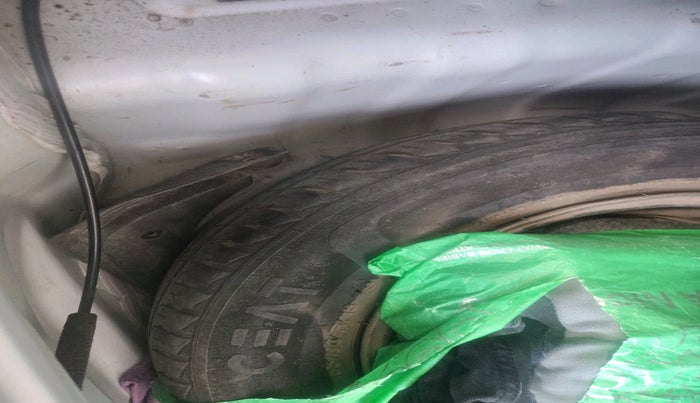 2022 Hyundai NEW SANTRO MAGNA EXECUTIVE CNG, Petrol, Manual, 56,294 km, tyre