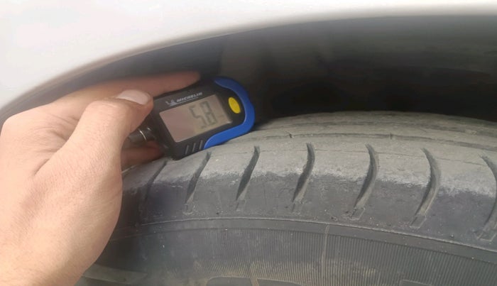 2013 Hyundai i20 MAGNA (O) 1.2, Petrol, Manual, 73,589 km, tyre