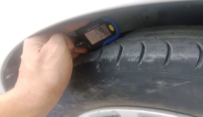 2013 Hyundai i20 MAGNA (O) 1.2, Petrol, Manual, 73,589 km, tyre