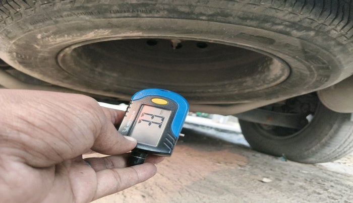 2015 Mahindra XUV500 W6, Diesel, Manual, 60,894 km, tyre