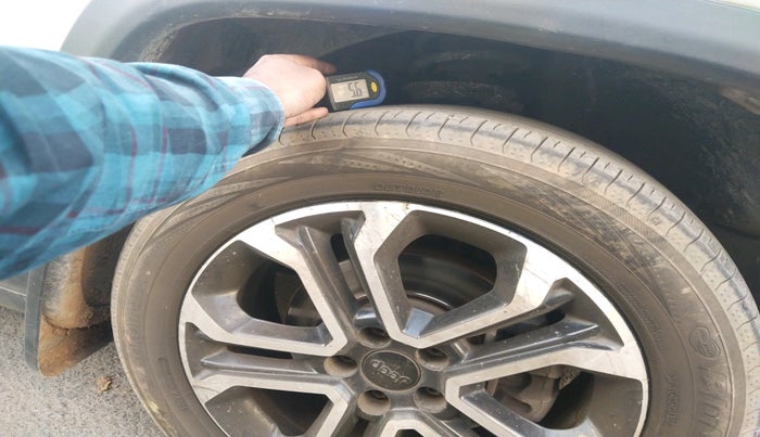 2021 Jeep Compass LIMITED (O) 2.0 DIESEL, Diesel, Manual, 2,18,121 km, tyre