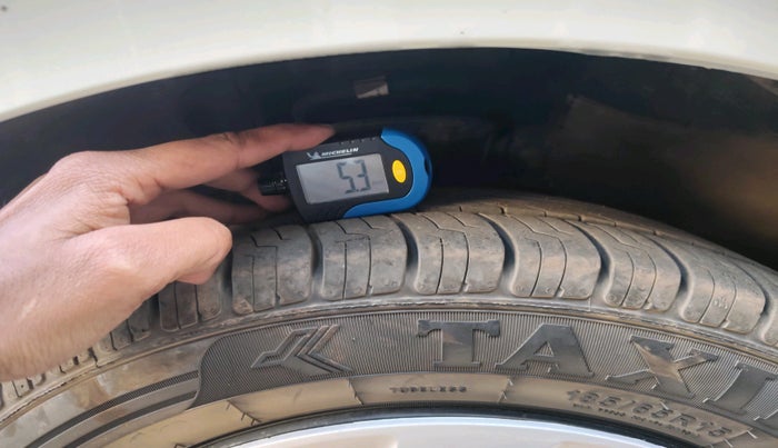 2024 Maruti Ertiga   VXI (O) CNG, Petrol, Manual, 69,987 km, tyre