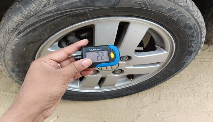 2015 Maruti Alto K10 VXI, Petrol, Manual, 1,14,490 km, tyre