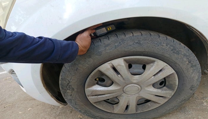 2013 Maruti Ritz VDI, Diesel, Manual, 1,25,866 km, tyre