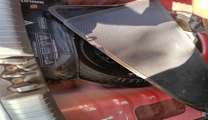 2018 Hyundai Grand i10 ASTA 1.2 KAPPA VTVT, Petrol, Manual, 1,11,541 km, tyre