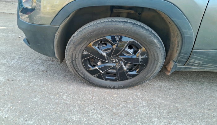 2024 Tata PUNCH Adventure (S) iCNG, Petrol, Manual, 9,255 km, tyre