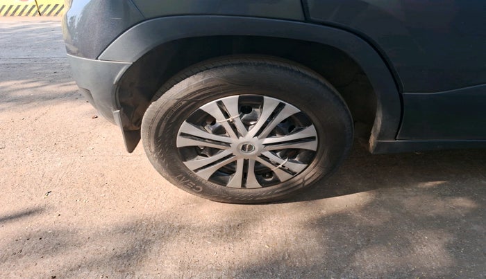 2024 Tata PUNCH Adventure (S) iCNG, Petrol, Manual, 9,255 km, tyre