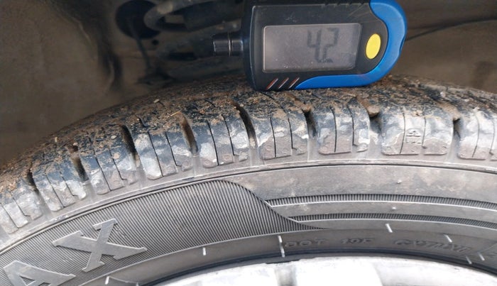 2019 Maruti Alto VXI, Petrol, Manual, 92,201 km, tyre