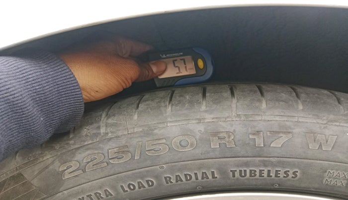 2011 Audi A4 2.0 TDI, Diesel, Automatic, 72,789 km, tyre