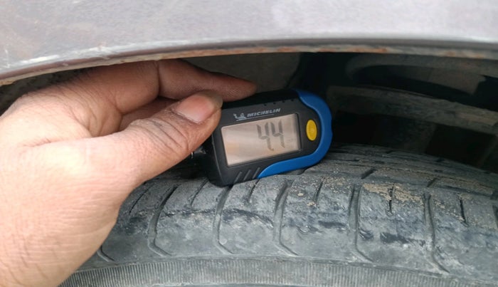 2016 Tata Tiago XT DIESEL, Diesel, Manual, 72,622 km, tyre