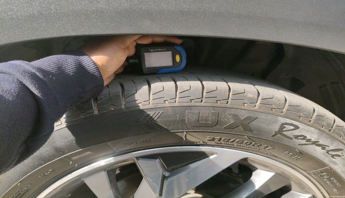 2020 Hyundai Creta SX (O) AT 1.5 DIESEL, Diesel, Automatic, 36,567 km, tyre