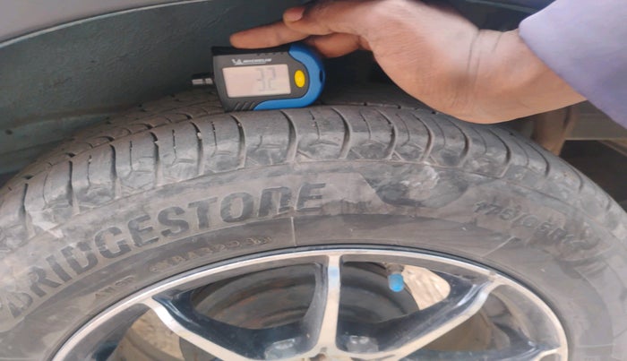 2019 Maruti New Wagon-R ZXI 1.2, Petrol, Manual, 1,46,954 km, tyre