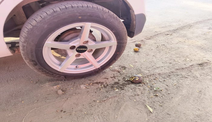 2019 Maruti Alto LXI, Petrol, Manual, 31,102 km, tyre