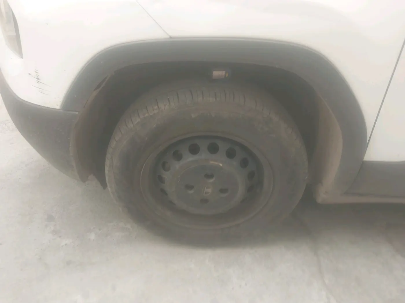 2023 Tata PUNCH PURE MT CNG, Petrol, Manual, 41,522 km, tyre