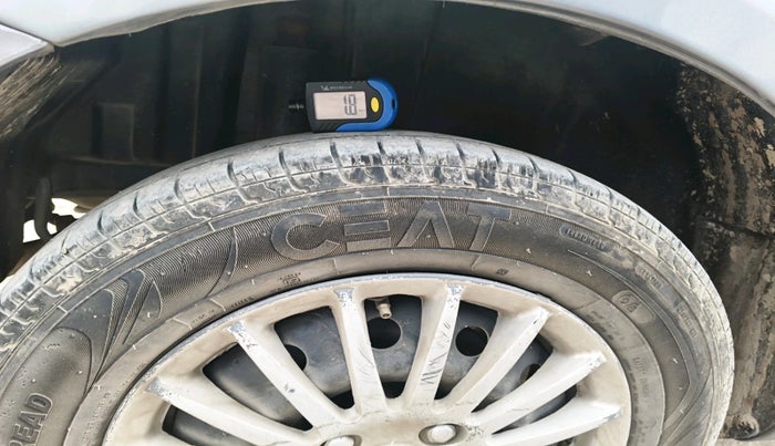 2015 Maruti Swift VXI, Petrol, Manual, 48,972 km, tyre