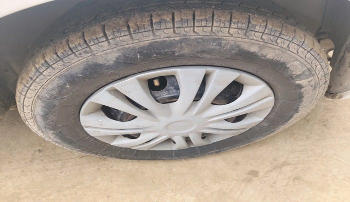 2014 Maruti Alto 800 LXI, Petrol, Manual, 50,456 km, tyre