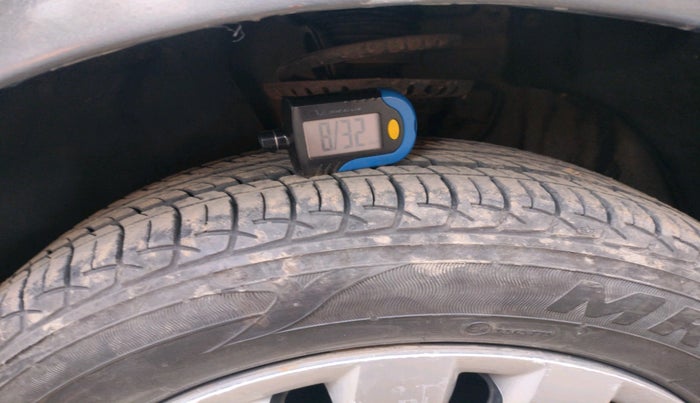 2014 Volkswagen Polo COMFORTLINE 1.2L PETROL, Petrol, Manual, 13,098 km, tyre