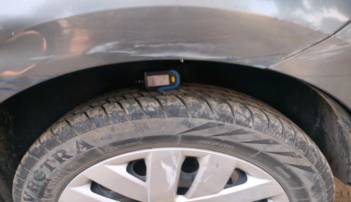 2014 Volkswagen Polo COMFORTLINE 1.2L PETROL, Petrol, Manual, 13,098 km, tyre