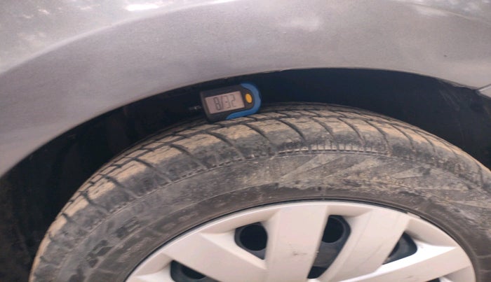 2014 Volkswagen Polo COMFORTLINE 1.2L PETROL, Petrol, Manual, 13,098 km, tyre