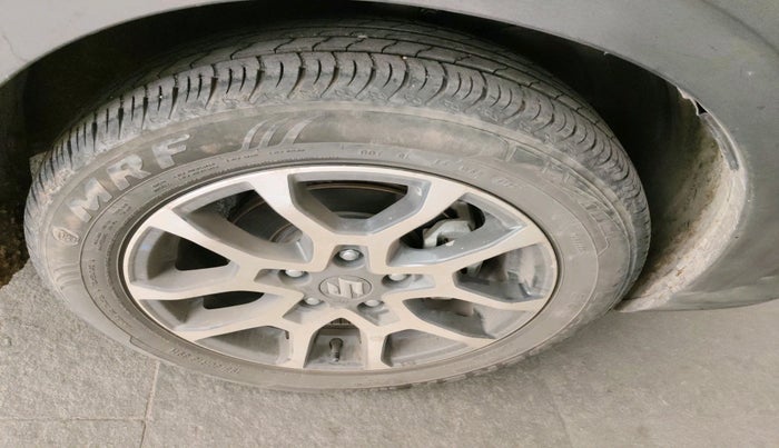 2022 Maruti XL6 ALPHA MT, Petrol, Manual, 33,005 km, tyre