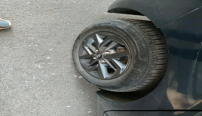 2022 Hyundai GRAND I10 NIOS SPORTZ 1.2 KAPPA VTVT, Petrol, Manual, 19,446 km, tyre