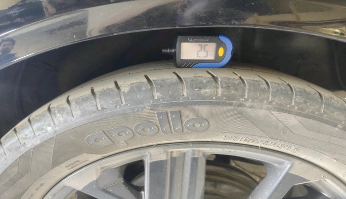 2023 Hyundai Verna SX (O)1.5 VTVT, Petrol, Manual, 64,386 km, tyre