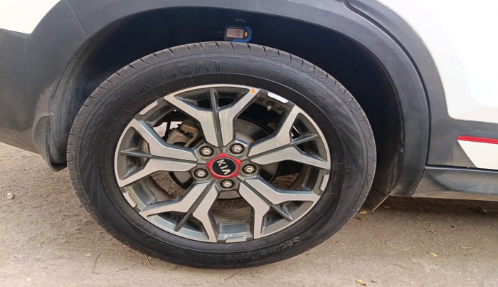 2020 KIA SELTOS GTX PLUS AT 1.5 DIESEL, Diesel, Automatic, 66,522 km, tyre