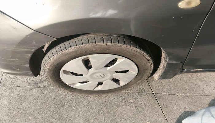 2018 Maruti Celerio VXI CNG, Petrol, Manual, 2,06,748 km, tyre