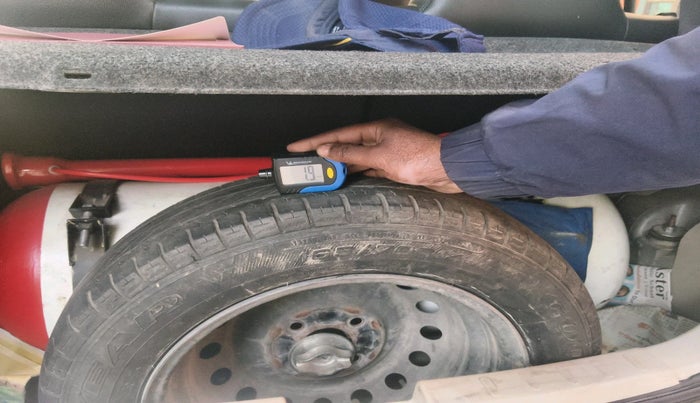 2018 Maruti Celerio VXI CNG, Petrol, Manual, 2,06,748 km, tyre